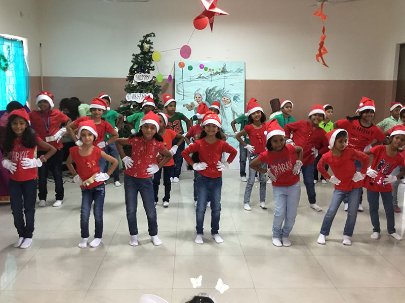 Kids dancing in a Christmas function